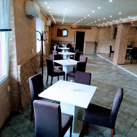 Garni Simke Motel 3*