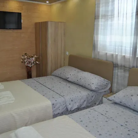 Garni Simke